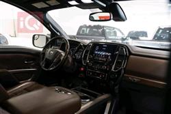 نيسان تيتان